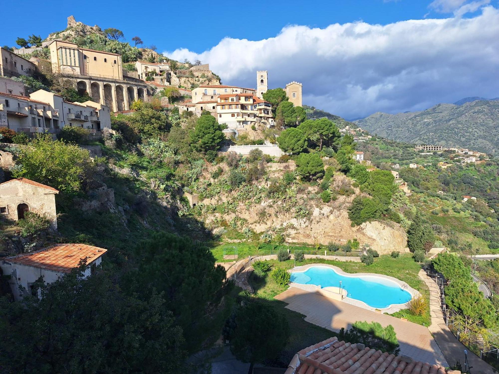 A Casa Da Nonna Brasa Holiday Home Savoca Luaran gambar